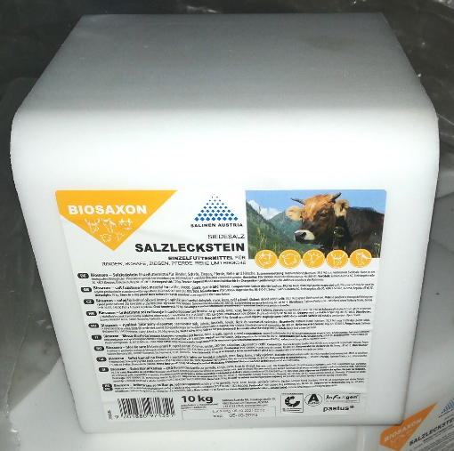 Immagine di BLOCCO SALE BIANCO 10kg SOLSEL/BIOSAXON - SALGEMMA ZOOTECNICO x BOVINI e OVINI