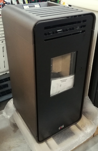 Immagine di STUFA A PELLET AMBRA 7.1kw NUOVA